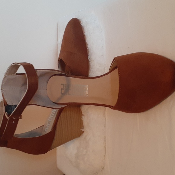 Brown Wedge Shoes Closed Toe Posh Suede Ankle Strappy size 8 (39) - Picture 2 of 8